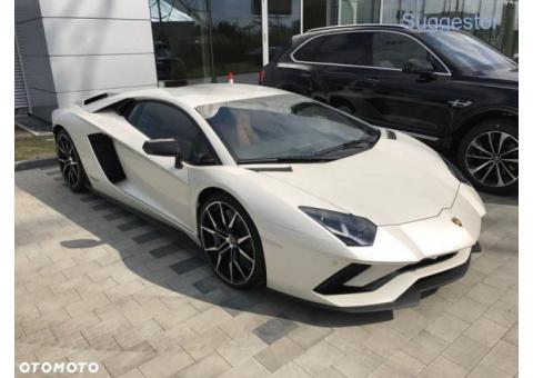 Lamborghini Aventador