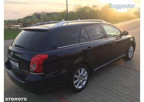 Toyota Avensis II